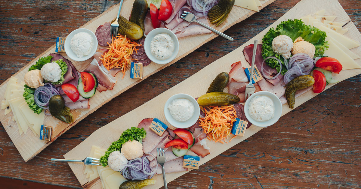 Bavarian Cuisine: Discover Traditional Food & Must-Try Dishes from Germany’s Foodie Region