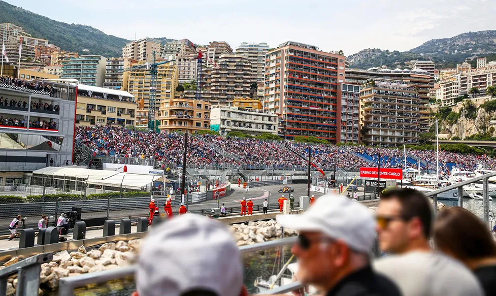 HunterMoss’ guests watching the F1 race in Monaco